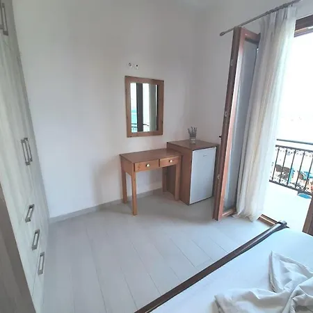 Ένα Παράθυρο Στο Αιγαίο. Apartment Kokkari Exterior photo